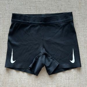 Nike Dri-FIT ADV Women's Tight Running Shorts (S)